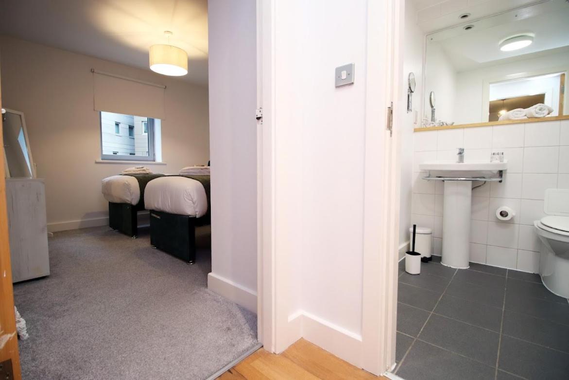Bright 1Bedroom Apartment, Central Location With Balcony Bristol Eksteriør bilde